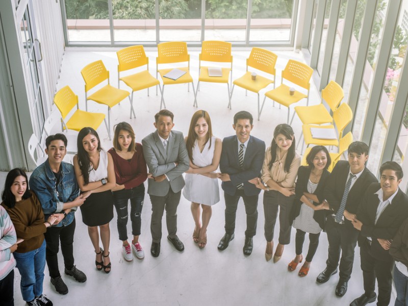 Biểu tượng chơi có trách nhiệm với đồng hồ và giới hạn tiền trên nền tảng full88